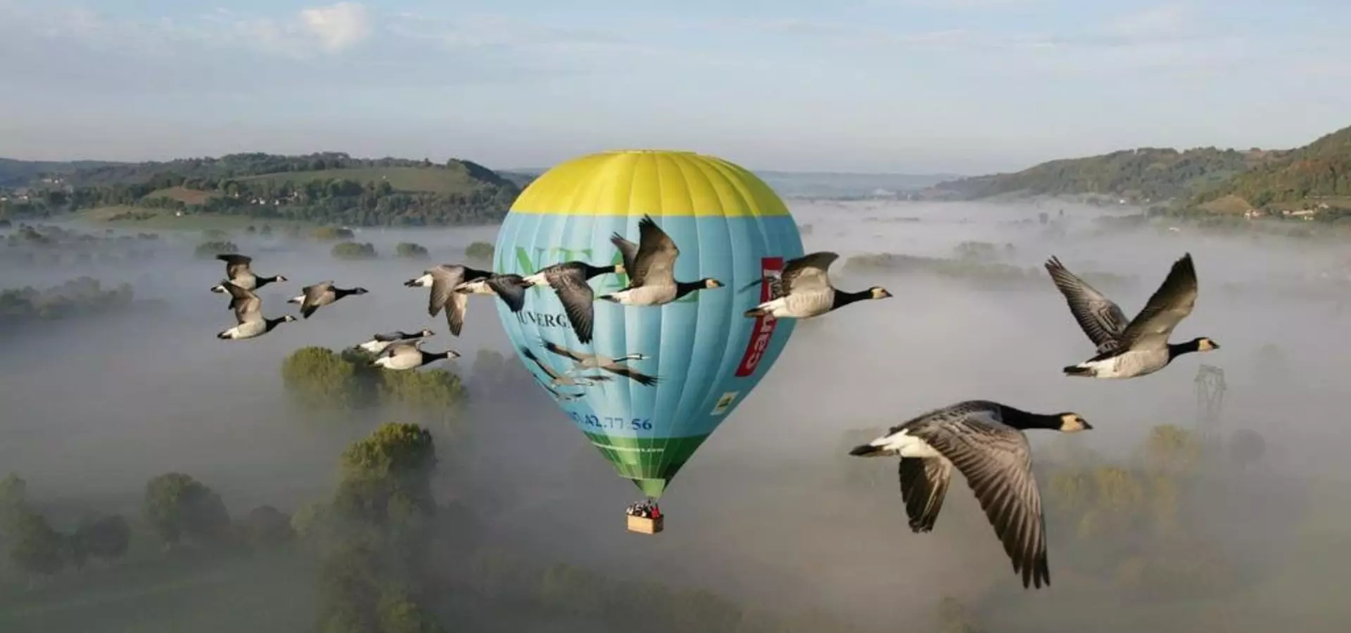 Baptêmes de l'air en avion montgolfière à Coltines dans le Cantal